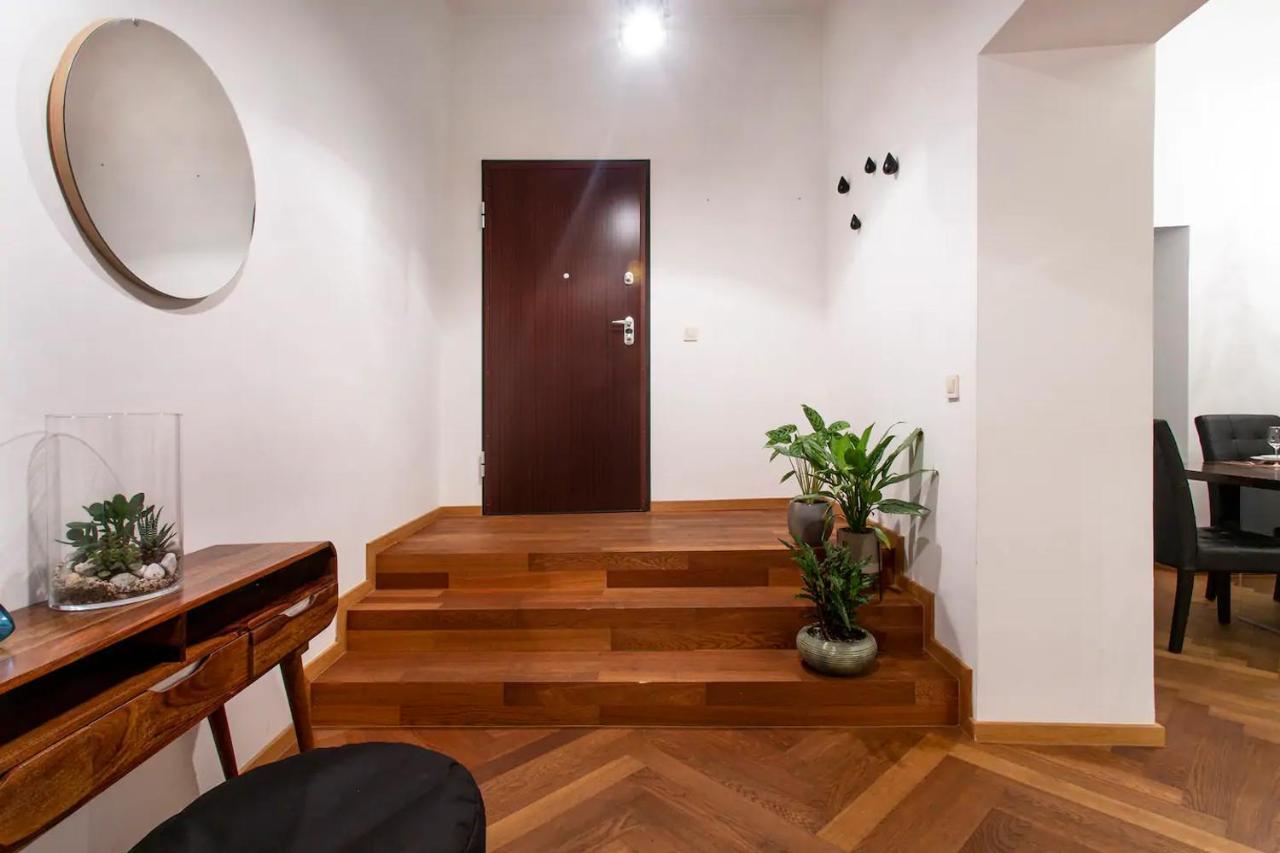 Address Deluxe Downtown Lägenhet Ljubljana Exteriör bild